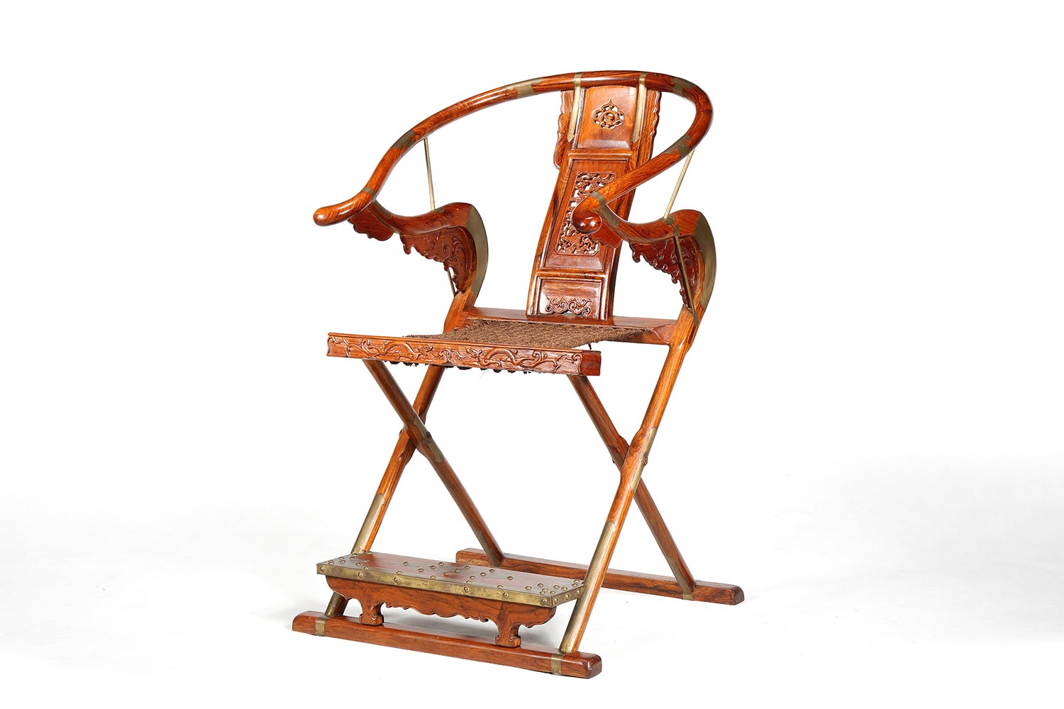 越南黄花梨透雕麒麟纹交椅