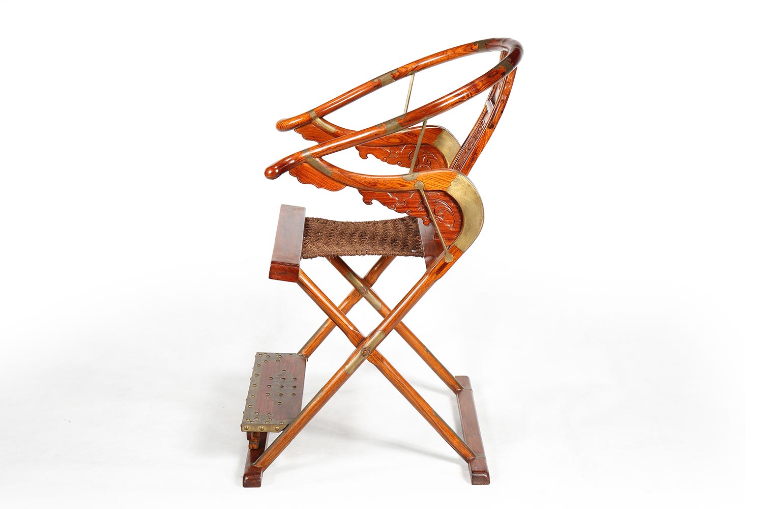 越南黄花梨透雕麒麟纹交椅