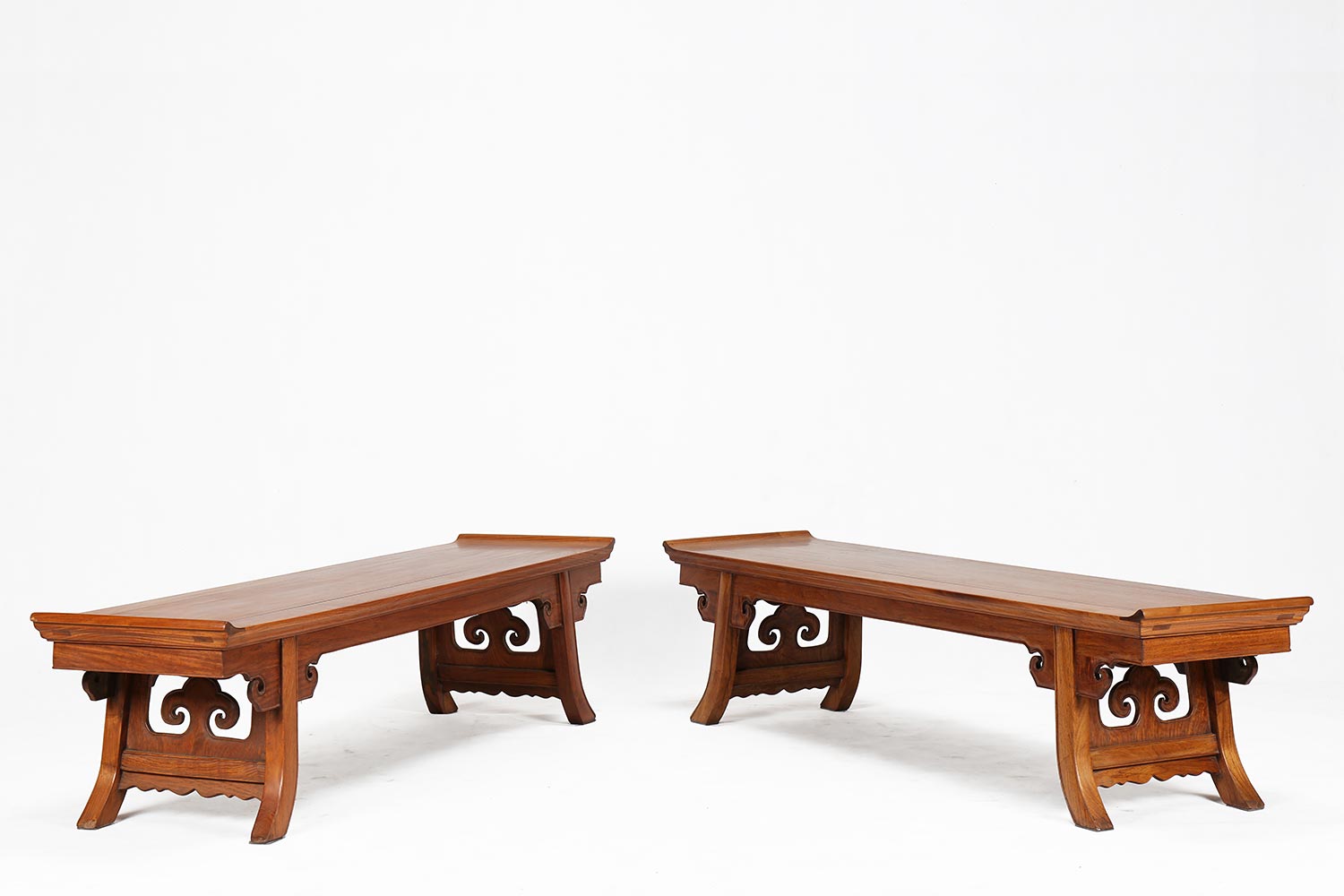 越南黄花梨独板坑案