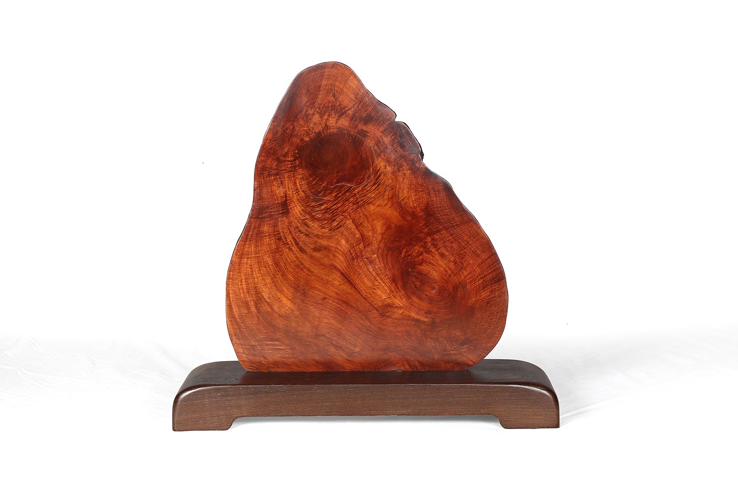 海南黄花梨蟠桃型摆件